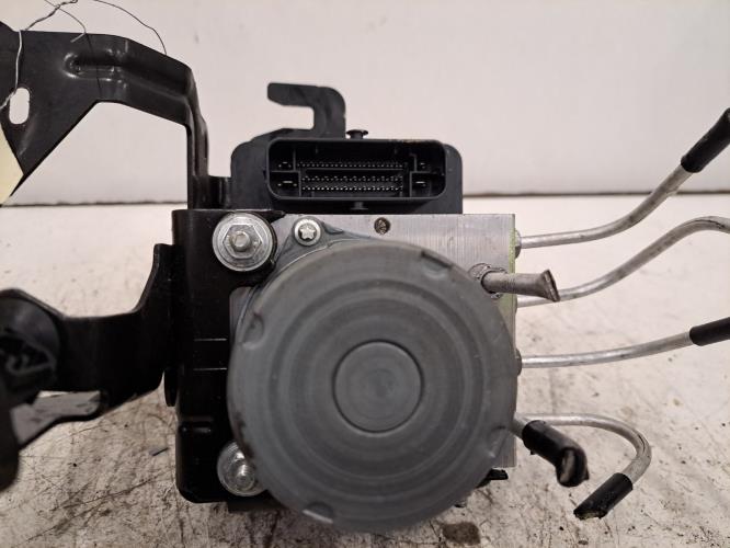Image Bloc ABS (freins anti-blocage) - RENAULT CAPTUR 2
