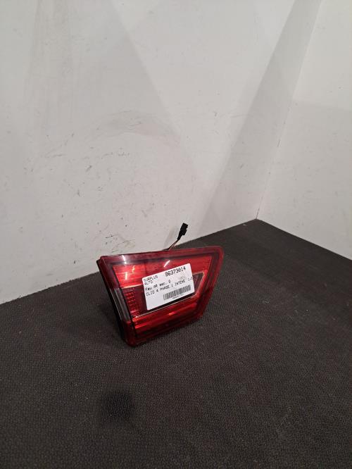 Image Feu arriere secondaire gauche (feux) - RENAULT CLIO 4