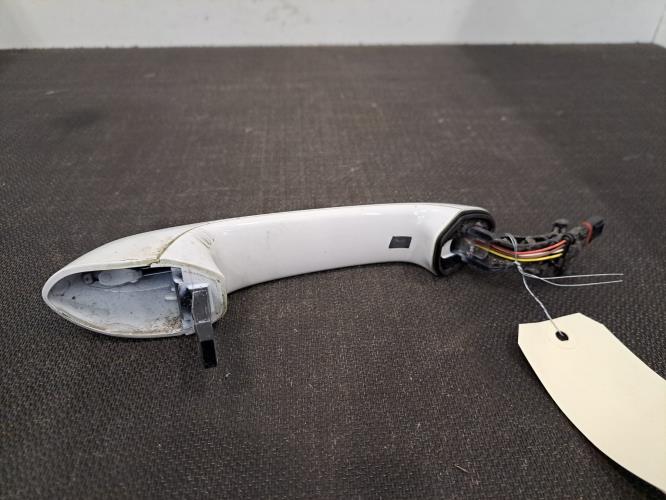 Image Poignee porte avant gauche - BMW SERIE 5 G31