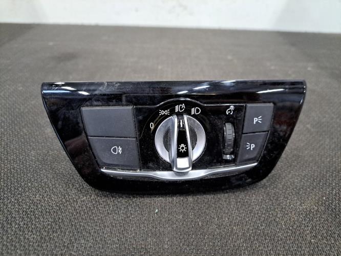 Image Commodo phare - BMW SERIE 5 G31