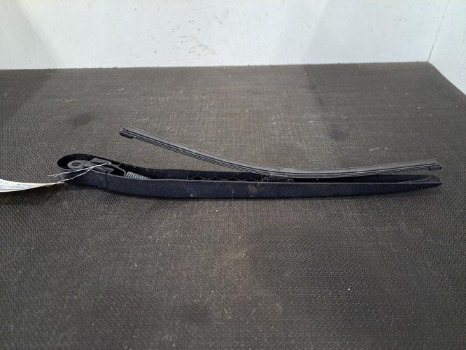 Image Bras essuie glace arriere - BMW SERIE 5 G31