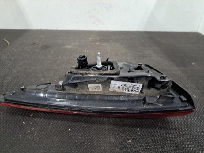 Image Feu arriere secondaire droit (feux) - RENAULT CLIO 5