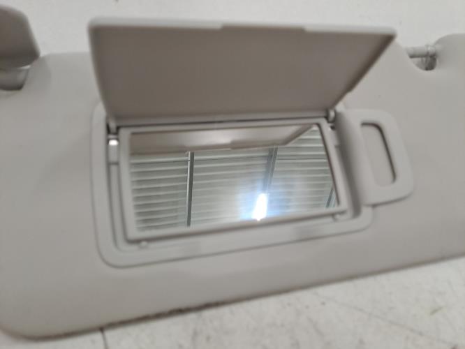 Image Pare soleil gauche - RENAULT CLIO 5
