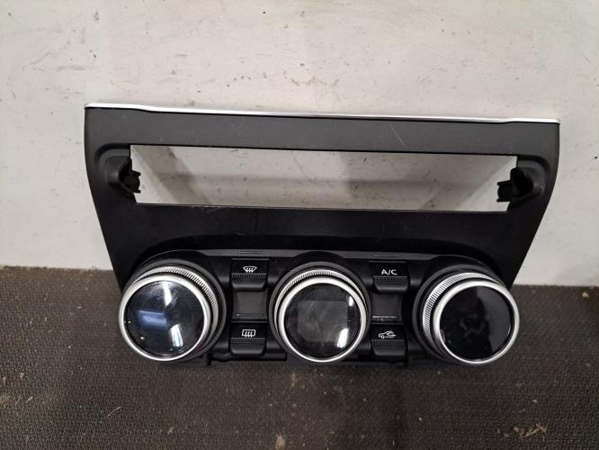 Image Commande chauffage - RENAULT CLIO 5