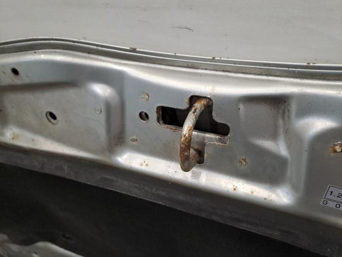 Image Capot - TOYOTA COROLLA VERSO 2