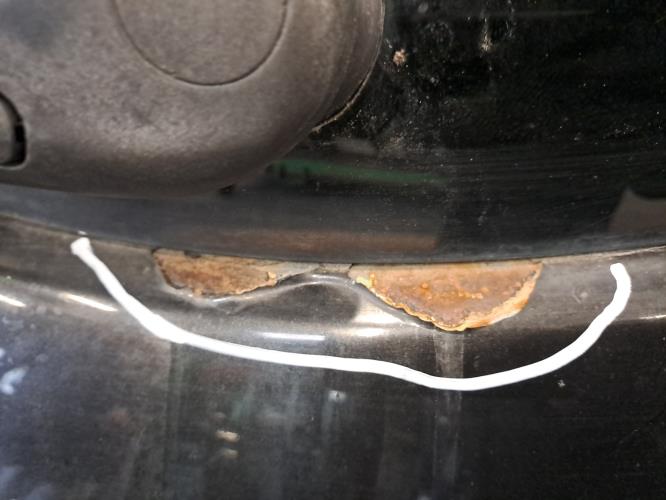 Image Malle/Hayon arriere - RENAULT CLIO 3