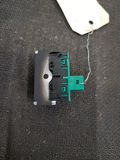 Image Bouton/Interrupteur - PEUGEOT 208 2