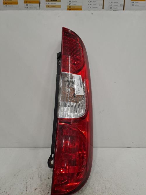 Image Feu arriere principal droit (feux) - FIAT DOBLO 1