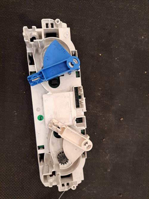 Image Commande chauffage - RENAULT MEGANE 3