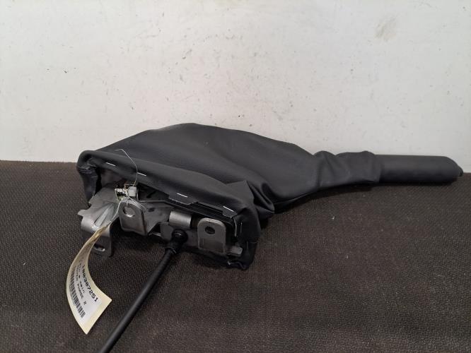 Image Levier frein à main - RENAULT TRAFIC 3 MOYEN