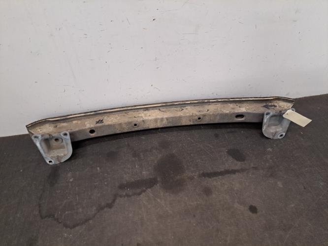 Image Renfort pare choc arriere (traverse) - VOLVO V 50