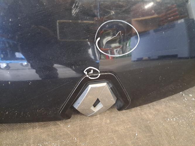 Image Capot - RENAULT MEGANE 3