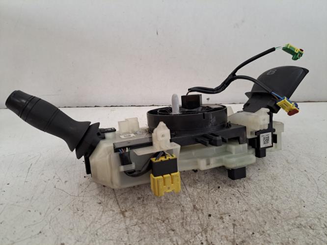 Image Com (Bloc Contacteur Tournant+Commodo Essuie Glace+Commodo Phare) - RENAULT MEGANE 3