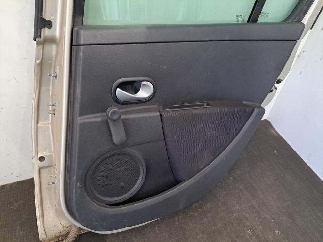Image Porte arriere droit - RENAULT CLIO 3