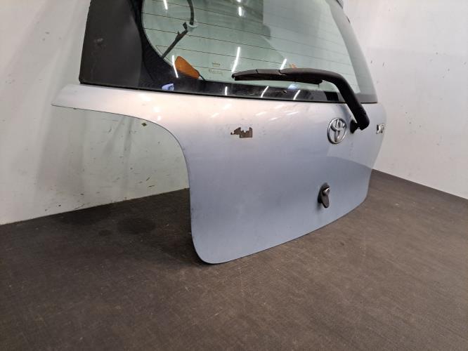 Image Malle/Hayon arriere - TOYOTA YARIS 1
