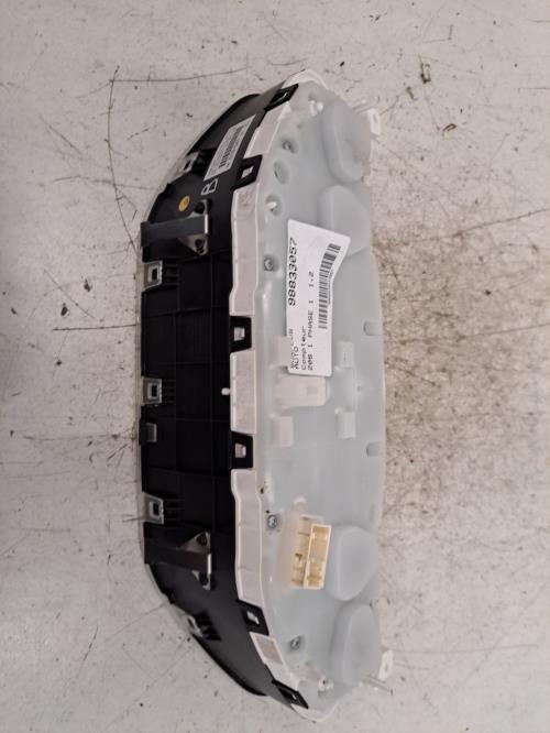 Image Compteur - PEUGEOT 208 1