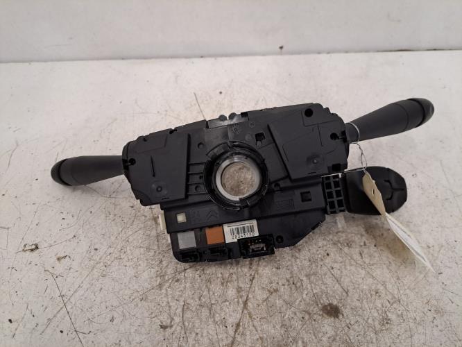 Image Com (Bloc Contacteur Tournant+Commodo Essuie Glace+Commodo Phare) - PEUGEOT 208 1
