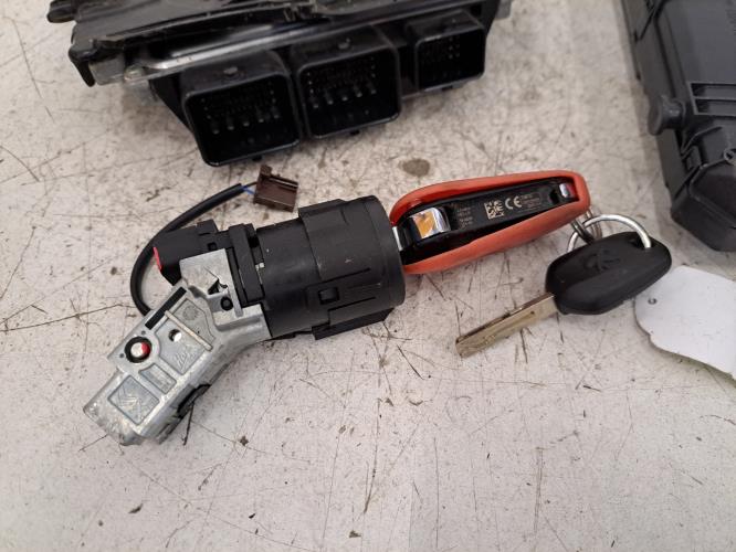 Image Kit de demarrage - PEUGEOT 208 1