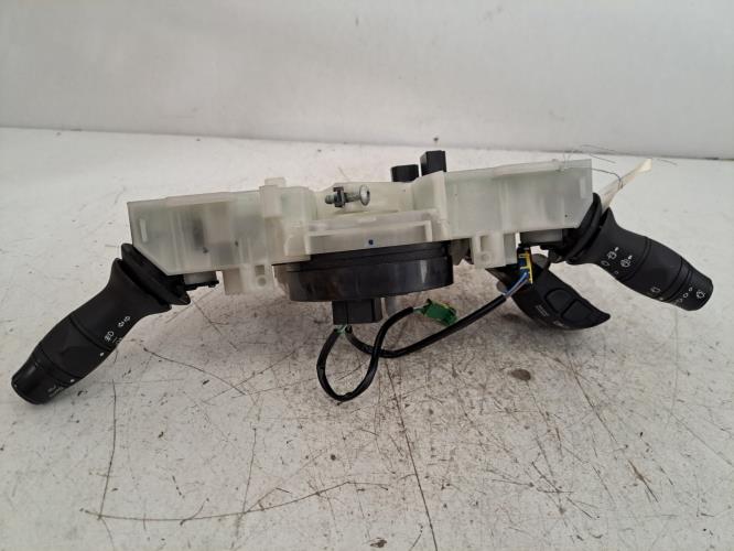 Image Com (Bloc Contacteur Tournant+Commodo Essuie Glace+Commodo Phare) - RENAULT MEGANE 3