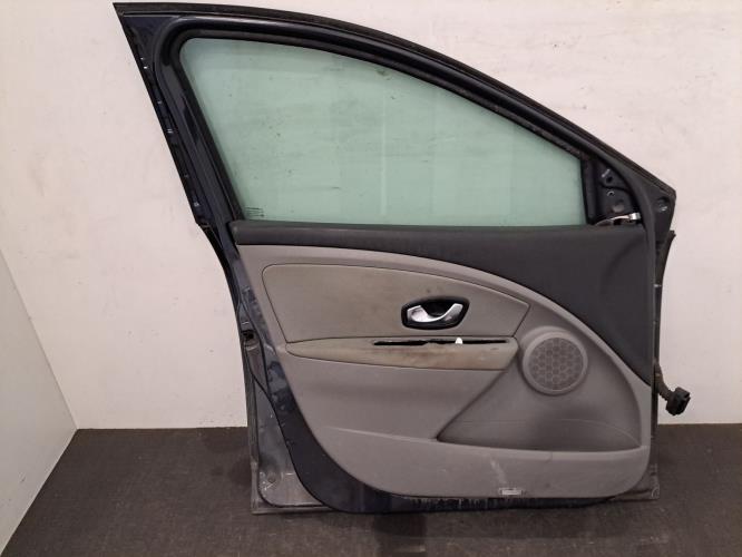 Image Porte avant gauche - RENAULT MEGANE 3