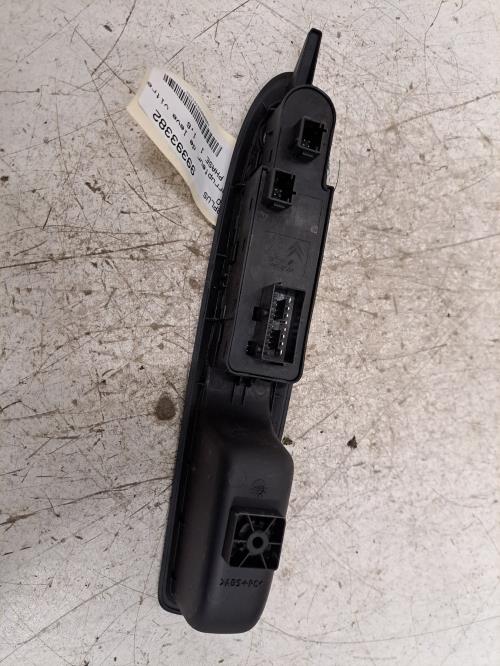 Image Interrupteur de leve vitre avant gauche - CITROEN C4 2
