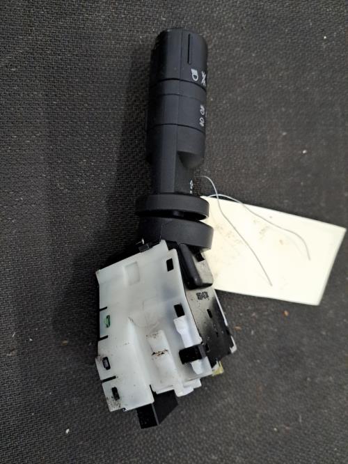 Image Commodo phare - NISSAN QASHQAI 1
