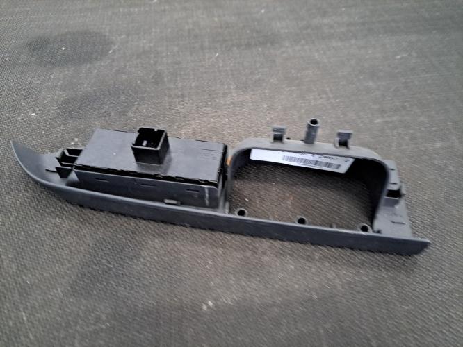 Image Interrupteur de leve vitre avant gauche - VOLKSWAGEN TOURAN 1