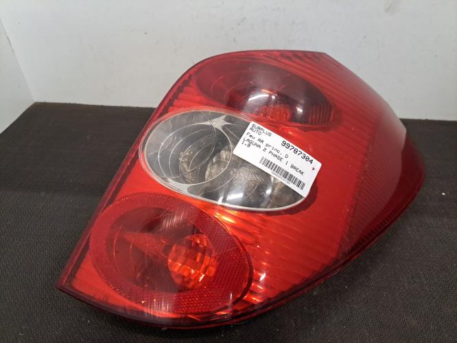 Image Feu arriere principal droit (feux) - RENAULT LAGUNA 2