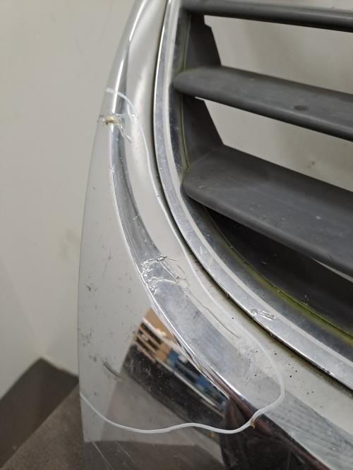 Image Calandre - VOLKSWAGEN TOURAN 1