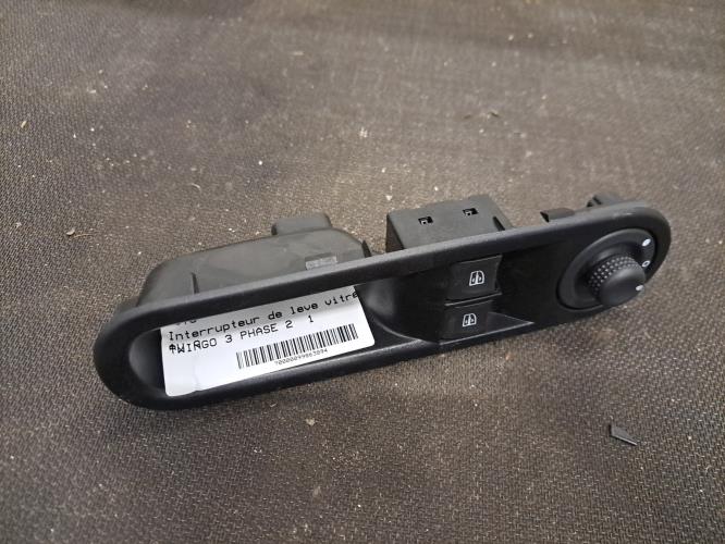 Image Interrupteur de leve vitre avant gauche - RENAULT TWINGO 3