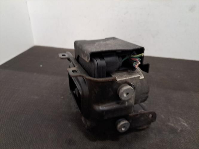 Image Bloc ABS (freins anti-blocage) - PEUGEOT 2008 1