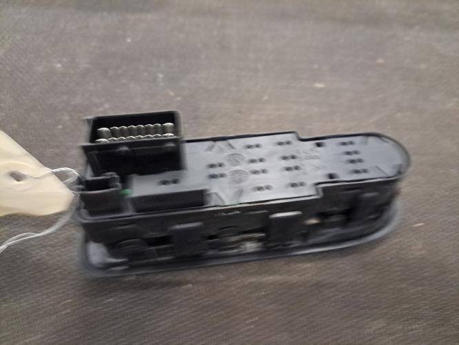 Image Interrupteur de leve vitre avant gauche - CITROEN C3 2