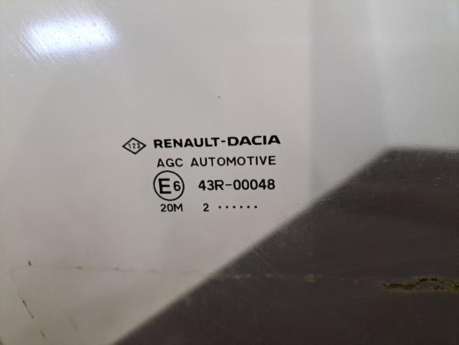 Image Vitre avant droit - DACIA SANDERO 3