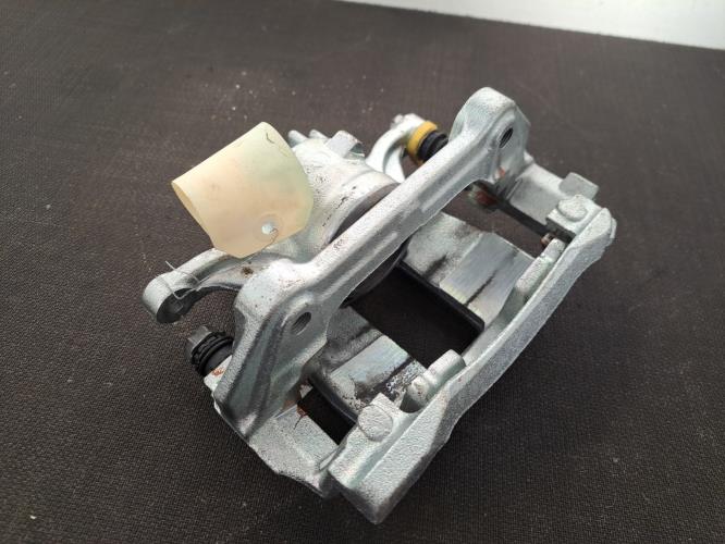 Image Etrier avant gauche (freinage) - RENAULT TRAFIC 3 MOYEN