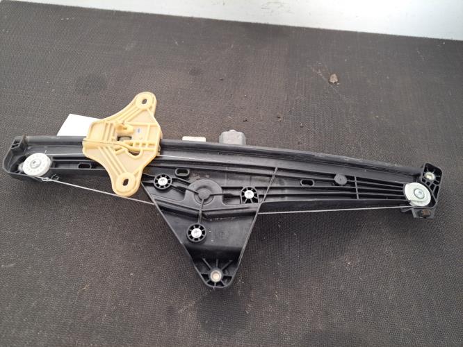 Image Leve vitre electrique avant droit - RENAULT CLIO 5