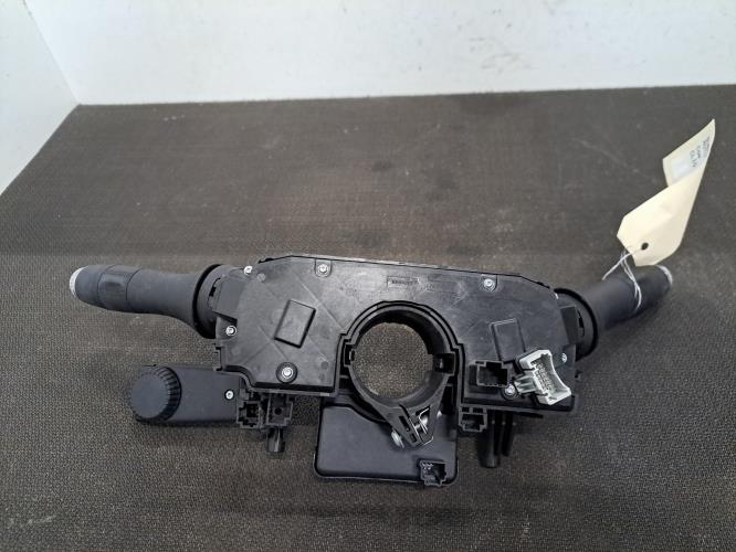 Image Com (Bloc Contacteur Tournant+Commodo Essuie Glace+Commodo Phare) - RENAULT CLIO 5
