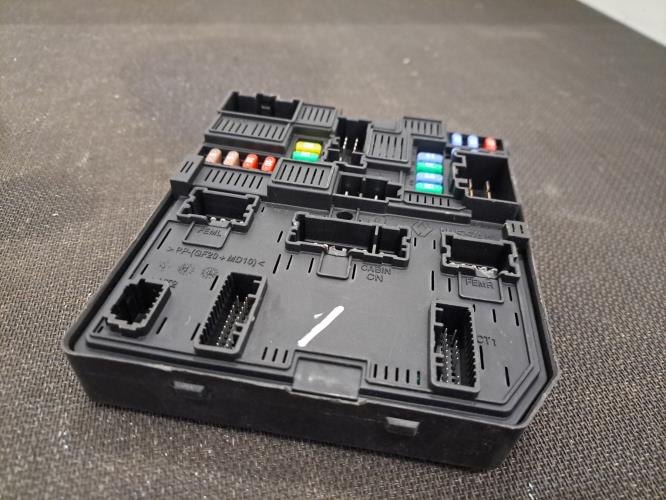 Image Boitier UCH - RENAULT ESPACE 5
