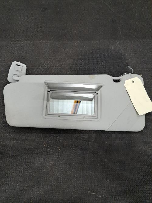 Image Pare soleil gauche - RENAULT CLIO 4