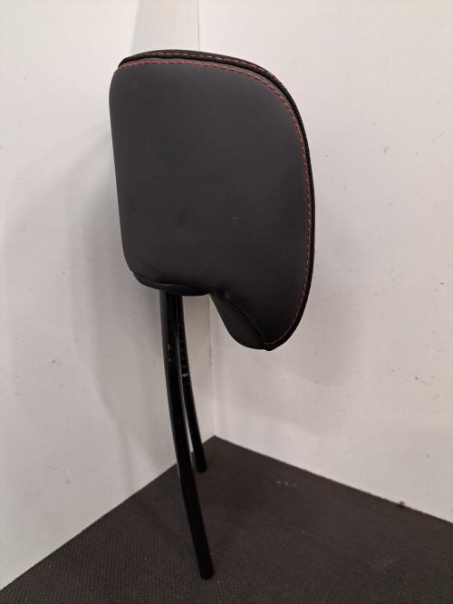 Image Appui tete avant - RENAULT CLIO 4