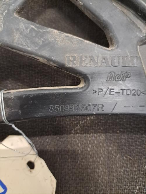 Image Moulure de pare choc arriere - RENAULT TWINGO 3