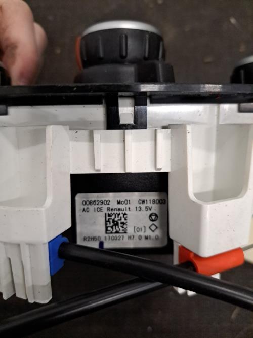 Image Commande chauffage - RENAULT TWINGO 3