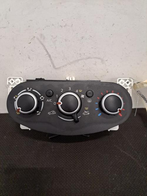 Image Commande chauffage - RENAULT TWINGO 3