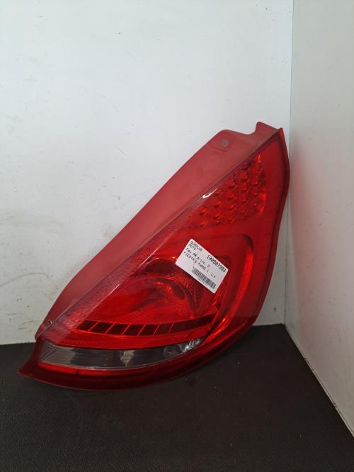 Image Feu arriere principal droit (feux) - FORD FIESTA 6