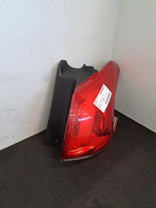 Image Feu arriere principal droit (feux) - PEUGEOT 2008 1