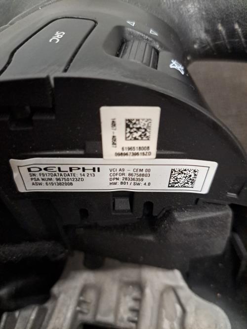 Image Volant - PEUGEOT 2008 1