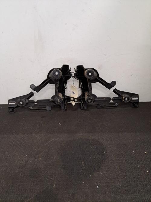 Image Moulure de pare choc arriere - PEUGEOT 2008 1