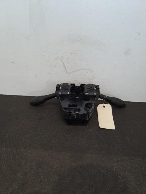 Image Com (Bloc Contacteur Tournant+Commodo Essuie Glace+Commodo Phare) - MINI MINI 2 R56