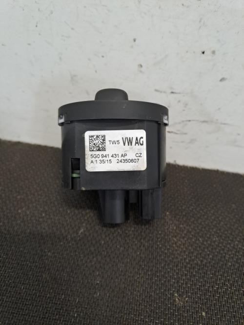 Image Commodo phare - VOLKSWAGEN GOLF 7