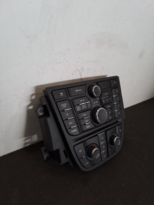 Image Facade autoradio - OPEL MERIVA B