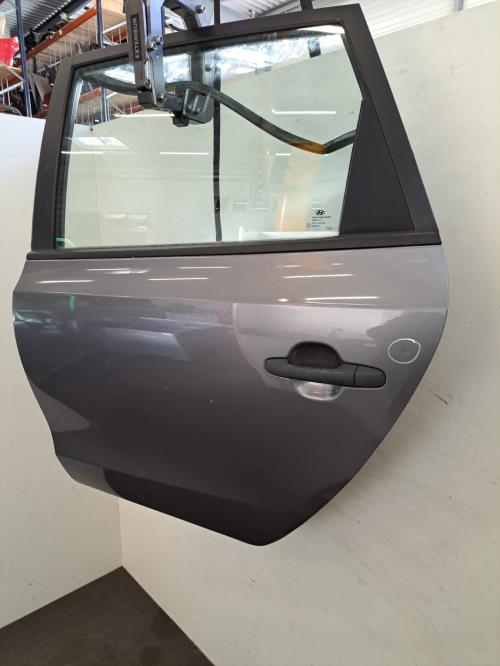 Image Porte arriere gauche - HYUNDAI I 30 1